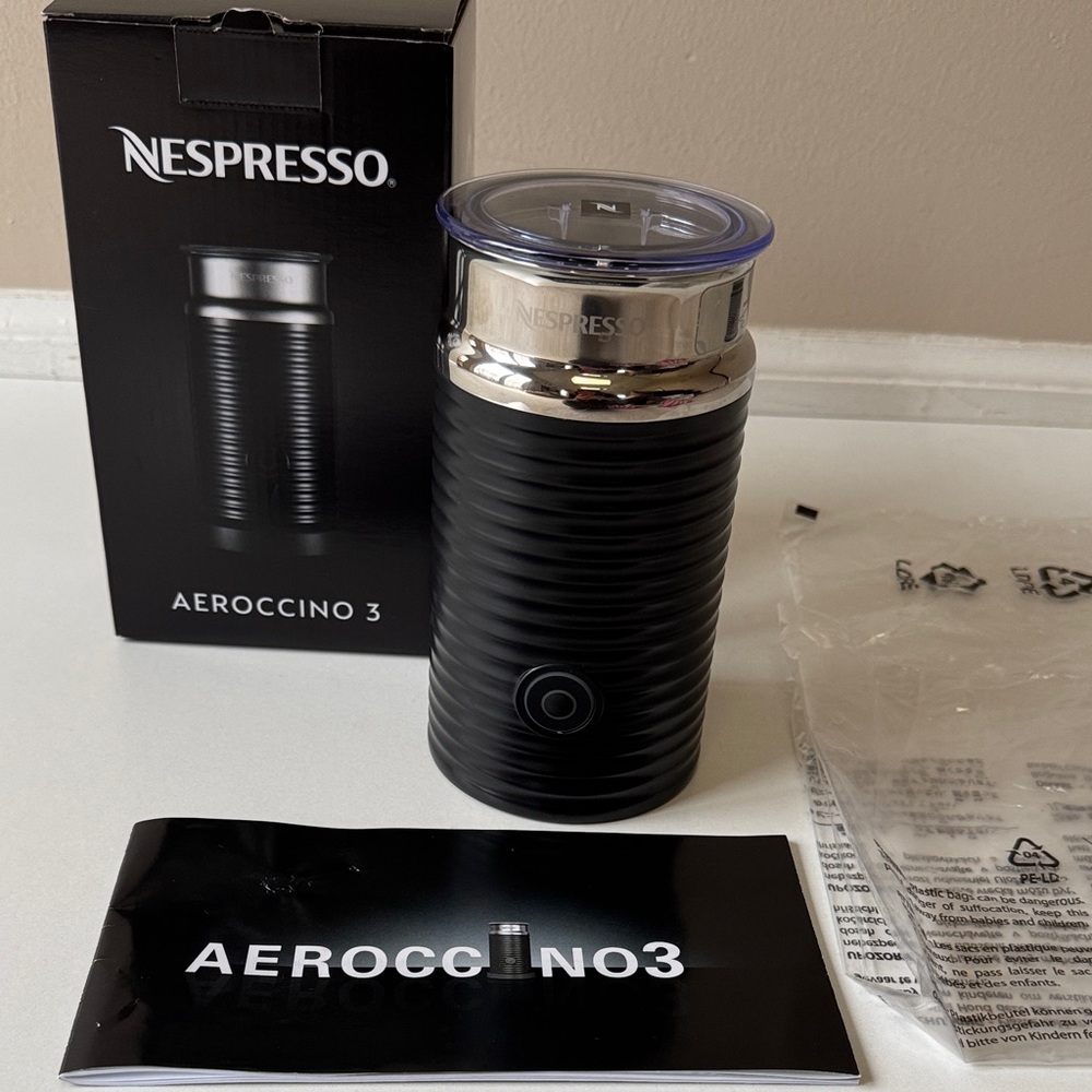 Nespresso Aeroccino 3 Milk Frother - Black - Picture 5 of 8